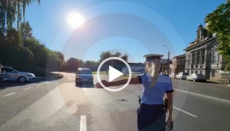 Video – Piteşti: Şoferi traşi pe dreapta şi puşi să sufle în etilotest