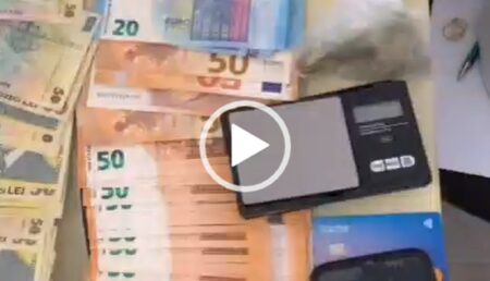 Video: Mii de euro din droguri, bărbat reţinut. Vindea „marfă” la Piteşti