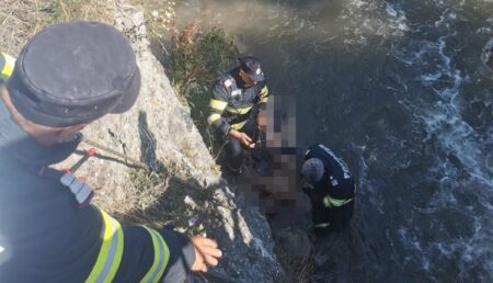 Bărbat găsit mort în apele râului Dâmbovița