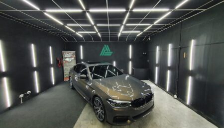 Video: BMW Seria 5 la AuroDetailing, în Pitești