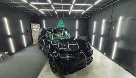 Video: Range Rover la Auro Detailing, în Pitești