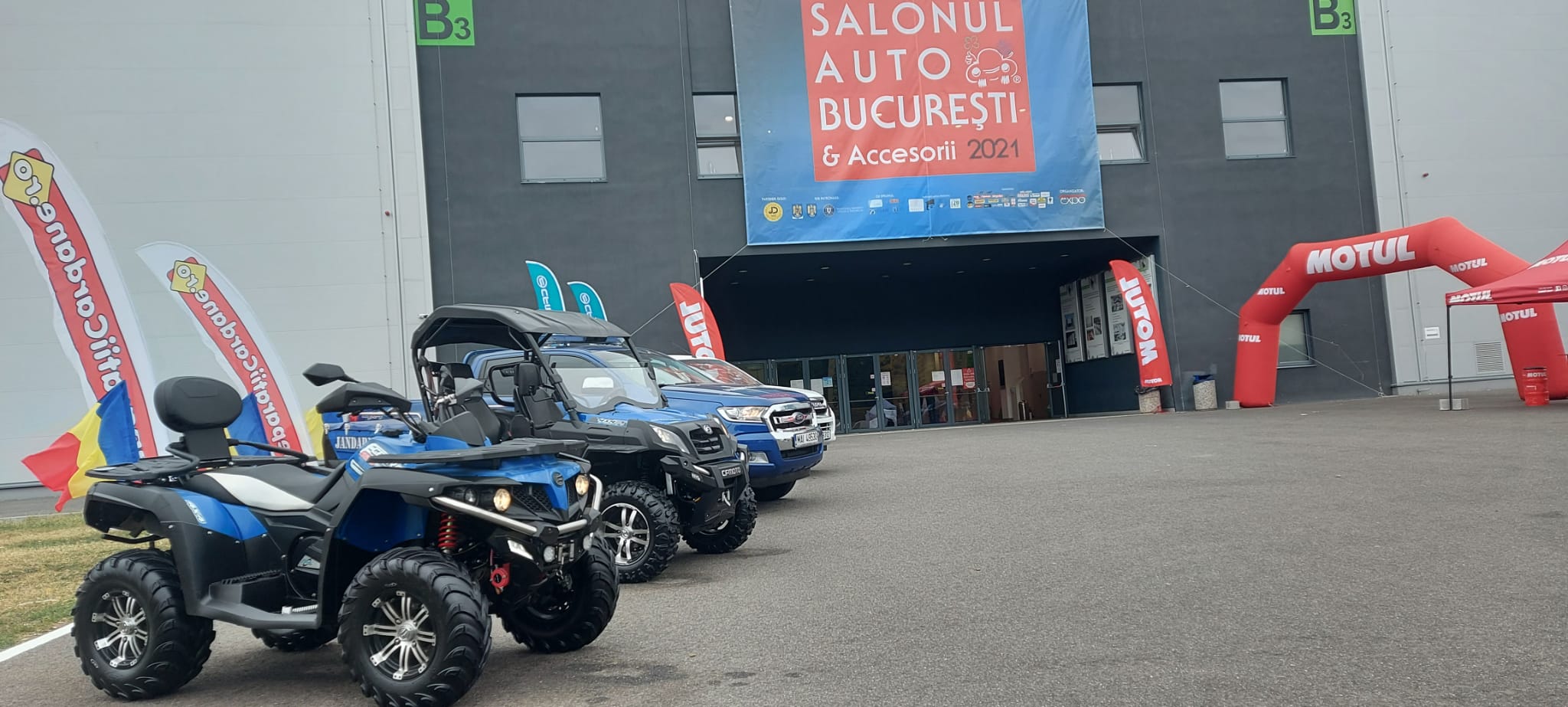 Jandarmeria Argeș își expune autospecialele de intervenție la Salonul Auto București