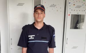 Un tânăr din Costeşti, abandonat de părinţi, a intrat la Jandarmi