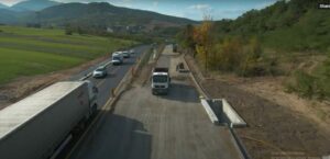 După lilieci și urși, castrele romanilor blochează autostrada Pitești-Sibiu!