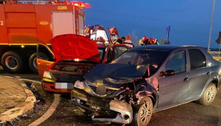 Mioveni: Accident grav în intersecţie spre Uzina Dacia