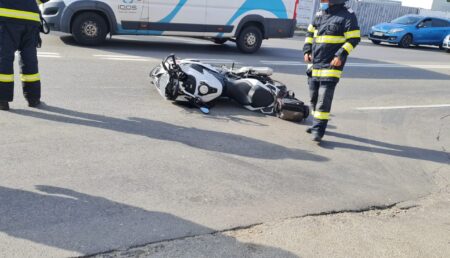Argeș. Teribil! Un motociclist a murit după ce a intrat într-un cap de pod