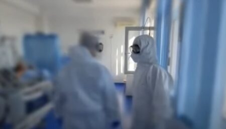 Autorităţile din Argeş raportează şi dacă pacienţii Covid decedaţi erau vaccinaţi
