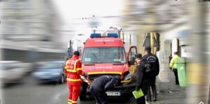 Ambulanță SMURD implicată în accident