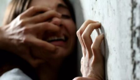 Argeș: Cutremurător! Și-a bătut și violat propria fiică minoră