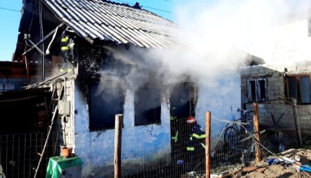 Incendiu cu victime în Argeş. Printre acestea se află şi un copil