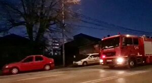 Argeș: Accident cu două victime! Autoturism intrat într-un cap de pod