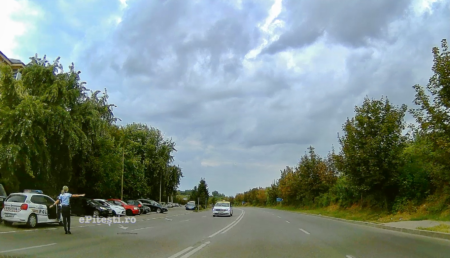 Șoferi vitezomani lăsați pietoni! Prinși cu peste 119/km/h pe o stradă din Pitești