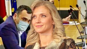 Tofan o persiflează pe Gorghiu și îi transmite că nu îi lasă locul ”omului de casă”, Coteț