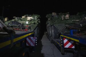 Video: Primele convoaie militare SUA au ajuns în România