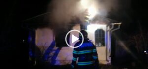 ISU Argeş: Case cuprinse de flăcări, două persoane au murit!