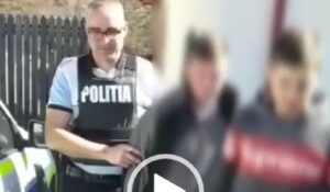 Video – Argeș: Prinși la furat motorină din rezervorul unui camion