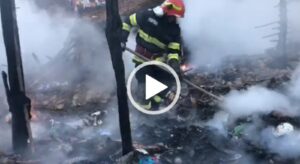 Video – Argeş: Incendiu oprit să ajungă la casa vecinului