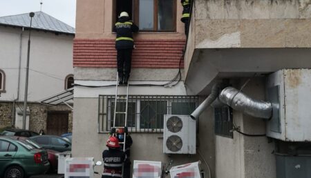 Pitești: Bărbat găsit mort în propria casă de pompieri