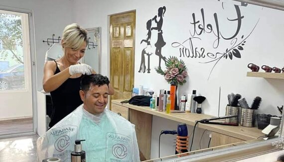 Raluca Istrate de la Efekt Salon va participa la Tabăra Hairstiliștilor de elită din România