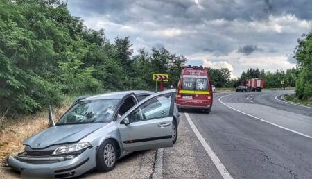 Fetiță de 7 ani, transportată la spital în urma unui accident rutier