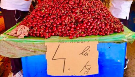 Păcăleală cu cireșe într-o piață din Pitești. Cât costă, de fapt, kilogamul!