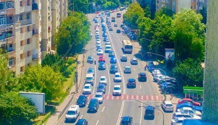 Argeș: Număr amețitor de mașini la aproape 600.000 de locuitori!