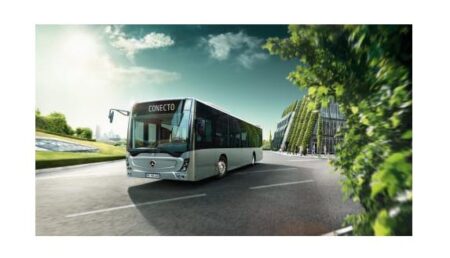 Pitești: În viitorul apropiat, călătorii vor circula cu autobuze ecologice de la Mercedes-Benz