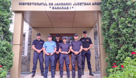 Viitorii ofițeri jandarmi, în practică la Jandarmeria Argeș