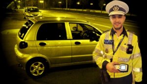 „Arrivederci” permis! Un italian “rupt” de beat conducea un Matiz prin Pitești