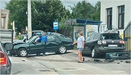 Argeș. Accident la Bradu! O victimă are nevoie de medici