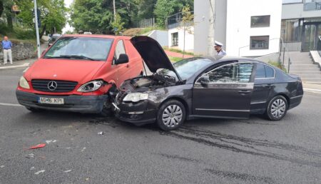 Pitești: Femeie însărcinată implicată în accident! A suferit răni!