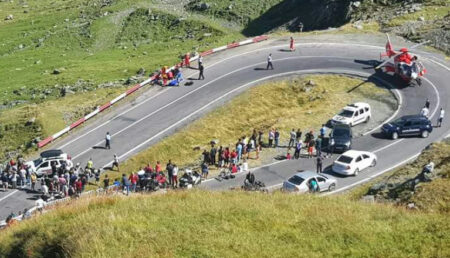 Accident cu motociclist pe Transfăgărășan!