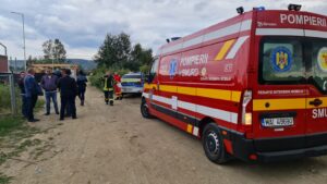 Argeș: Accident la un depozit. Container căzut pe o persoană