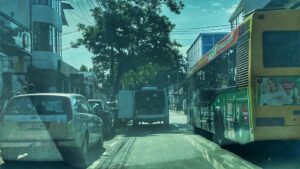 Pitești: Își descărca marfa fără stres pe banda a doua, în față la Brătianu
