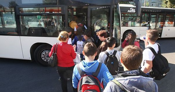 Transport elevi 2025–2026