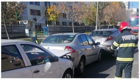 Pitești: Accident cu trei mașini la Colegiul “Odobescu”!