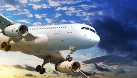Alertă cu bombă într-un avion deasupra României!