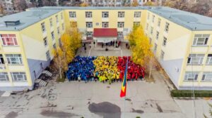 Pitești. Încântător! Copiii de la „Eminescu”, spectacol total!