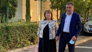 Gentea: „Când ajung seara acasă intru în audiență la soție!”