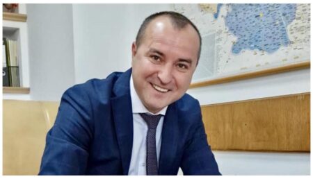 Budeasa: Primarul Mihai Rachieru a semnat contracte de investiții de 4.000.000 de euro!