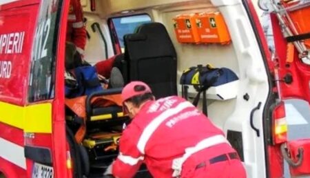 Accident de muncă în Argeș! Bărbat transportat de urgență la spital!