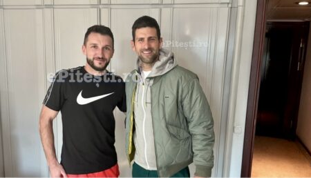 Un fotbalist de la Mioveni, față în față cu liderul mondial la tenis Novak Djokovic