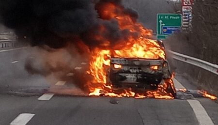 Bolid X5, scrum pe Autostrada Pitești-București!