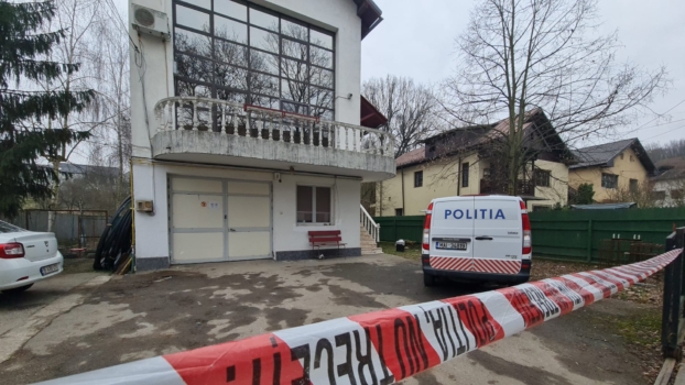 Suspecții care i-ar fi dat droguri puștiului care și-a omorât tatăl, prinși!
