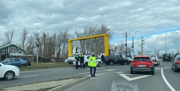 Pitești: Carambol cu trei mașini la Podul Viilor!