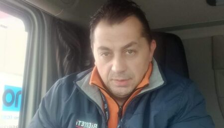 Șofer român de TIR, erou în Italia. A salvat o fetiță de la moarte!