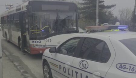 Pitești. Incident într-un autobuz Publitrans. A venit Poliția