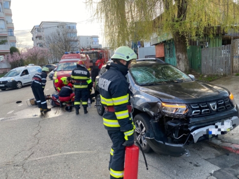 Accident în Argeș! Un motociclist este implicat!
