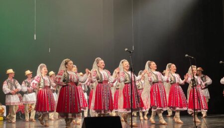 Ansamblul folcloric Plai de Dor – spectacol de excepție la Festivalul din Praga