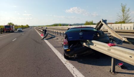 Accident șocant pe Autostradă, lângă Pitești! Au intrat direct în glisiere